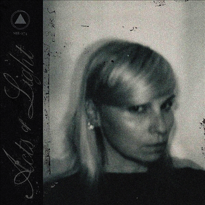 Hilary Woods — Acts Of Light 앨범 커버