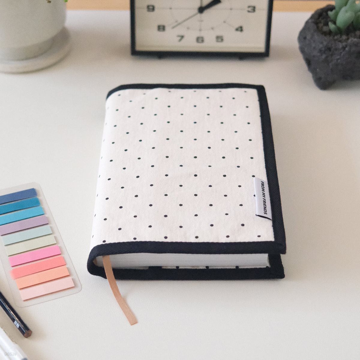 프레임 북커버 ( 폴카 도트 )