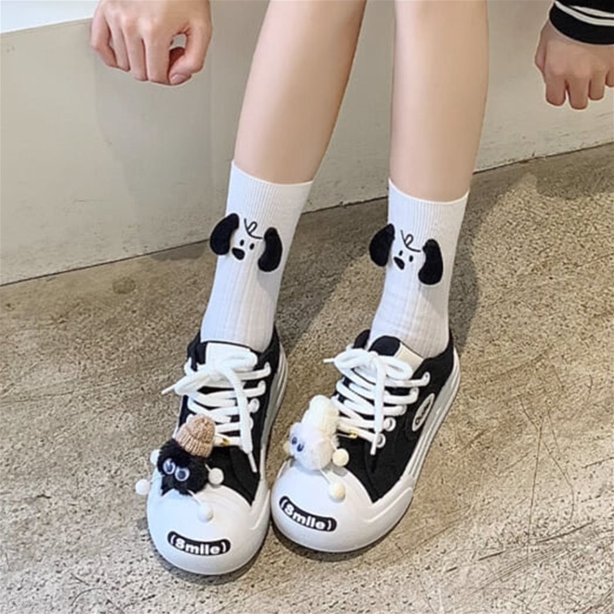 팔랑귀 강아지 모양 디자인 양말 펄럭이는 강아지 멍멍이 귀 양말 캐릭터 웃긴 귀여운 특이한 양말 삭스 니삭스 스트라이프 패션양말 여성 여자 긴 양말 인싸템