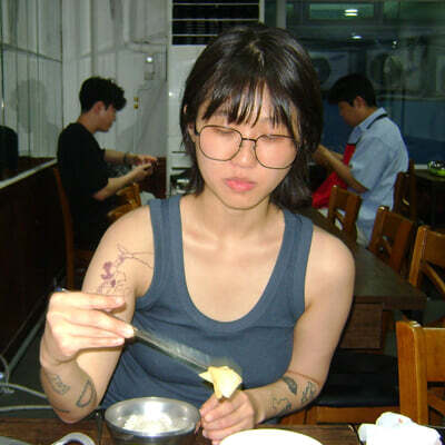 우희준 - 또 다시 살아남아 볼을 맞댄다