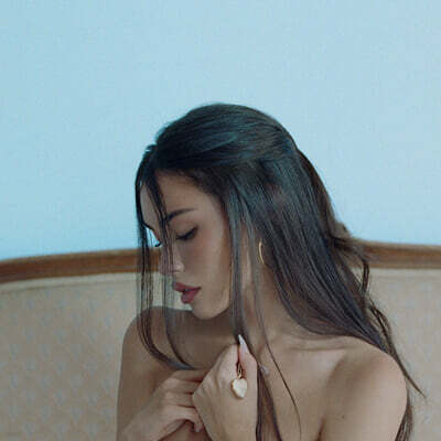 Madison Beer (매디슨 비어) - locket [LP]