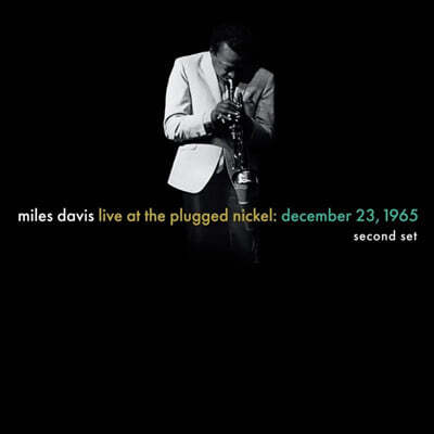 Miles Davis (마일스 데이비스) - Live At The Plugged Nickel: December 23, [2LP]