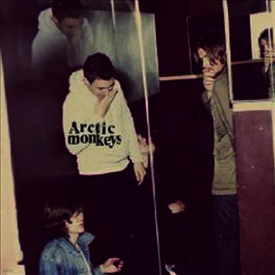 Arctic Monkeys — Humbug 앨범 커버