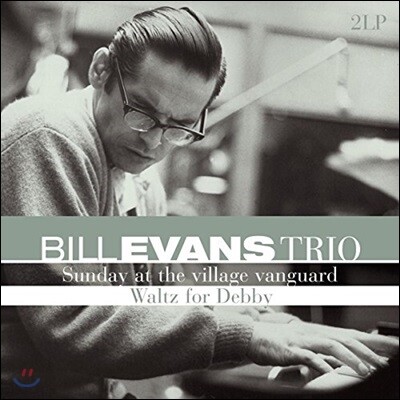 Bill Evans Trio,Scott LaFaro,Paul Motion — Bill Evans Trio (빌 에반스 트리오) - Sunday At The Village Vanguard / Waltz For Debby 앨범 커버