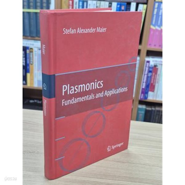 Plasmonics: Fundamentals and Applications (Hardcover) 