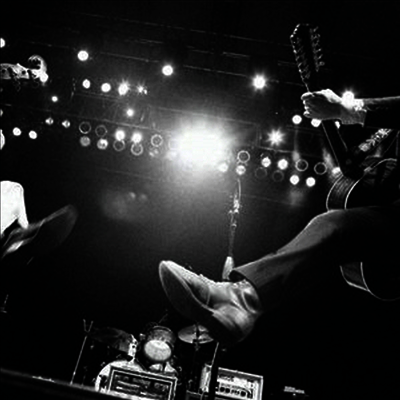 Decemberists — We All Raise Our Voices to the Air: Live Songs 앨범 커버