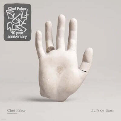 Chet Faker — Built On Glass 앨범 커버