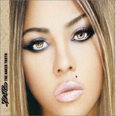 Lil' Kim - The Naked Truth