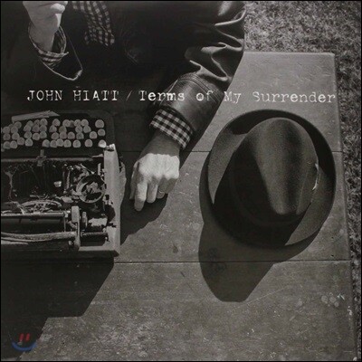 John Hiatt — Terms Of My Surrender 앨범 커버