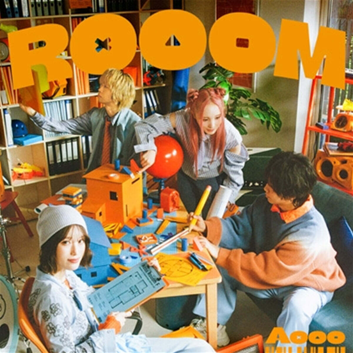 AOOO (아우) - ROOOM