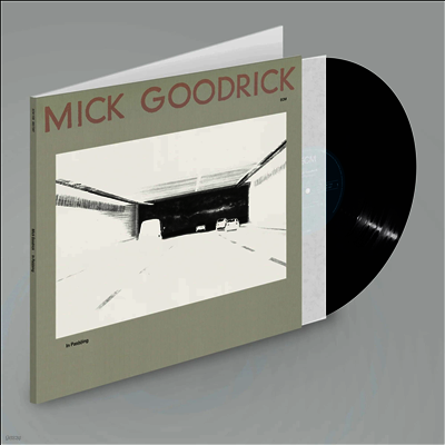 Mick Goodrick — In Pas(S)Ing (ECM Luminessence Series) 앨범 커버