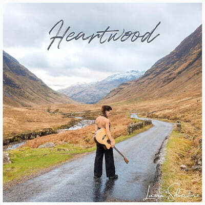 Laura Silverstone — Heartwood 앨범 커버
