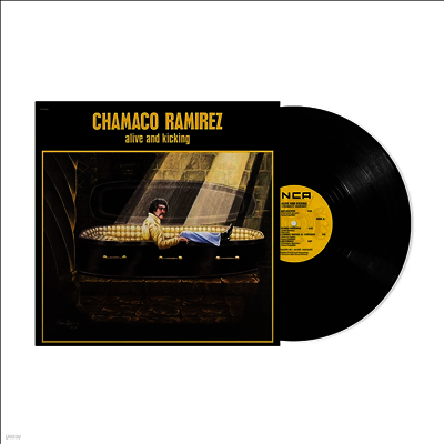 Chamaco Ramirez — Alive And Kicking 앨범 커버