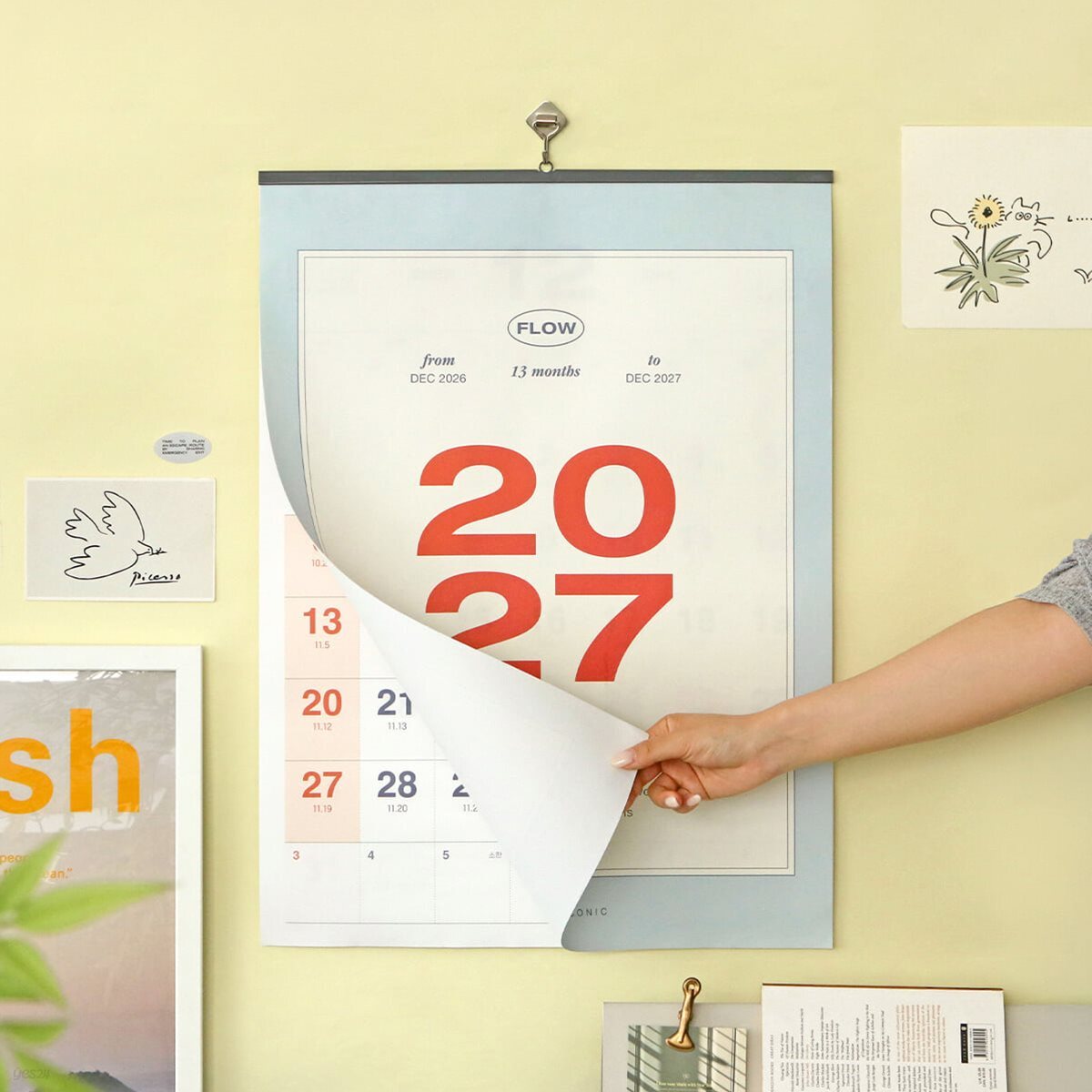 아이코닉 2027 플로우 월 캘린더 A2