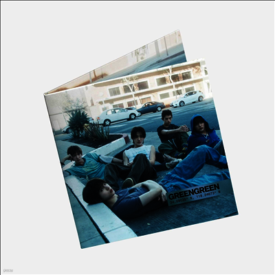 코르티스,CORTIS — 2nd EP 'Greengreen_playextended' (45RPM) 앨범 커버