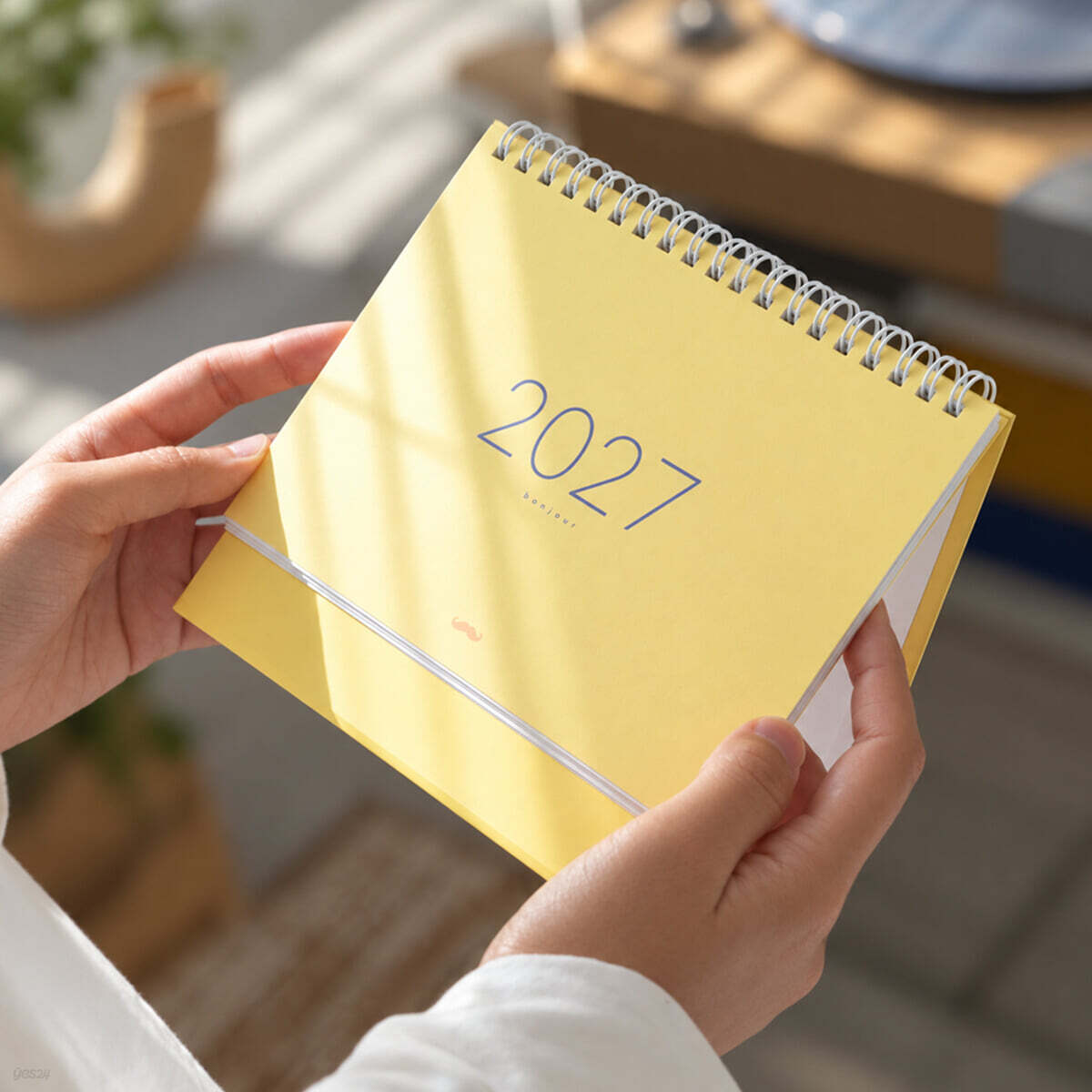 핑크풋 봉주르 2027 탁상 달력