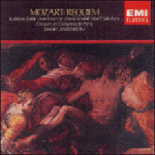 Mozart : Reauiem : Barenboim
