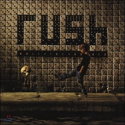Rush — Roll The Bones 앨범 커버