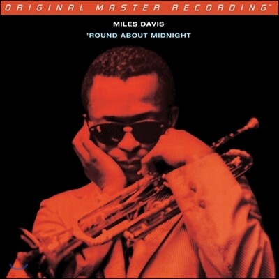 Miles Davis — Round About Midnight 앨범 커버