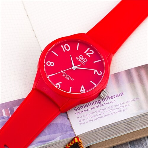 큐앤큐 VR28J-017Y