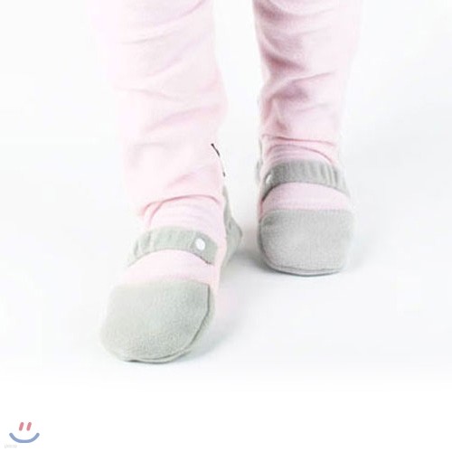 [015b] Foot Care Room Socks