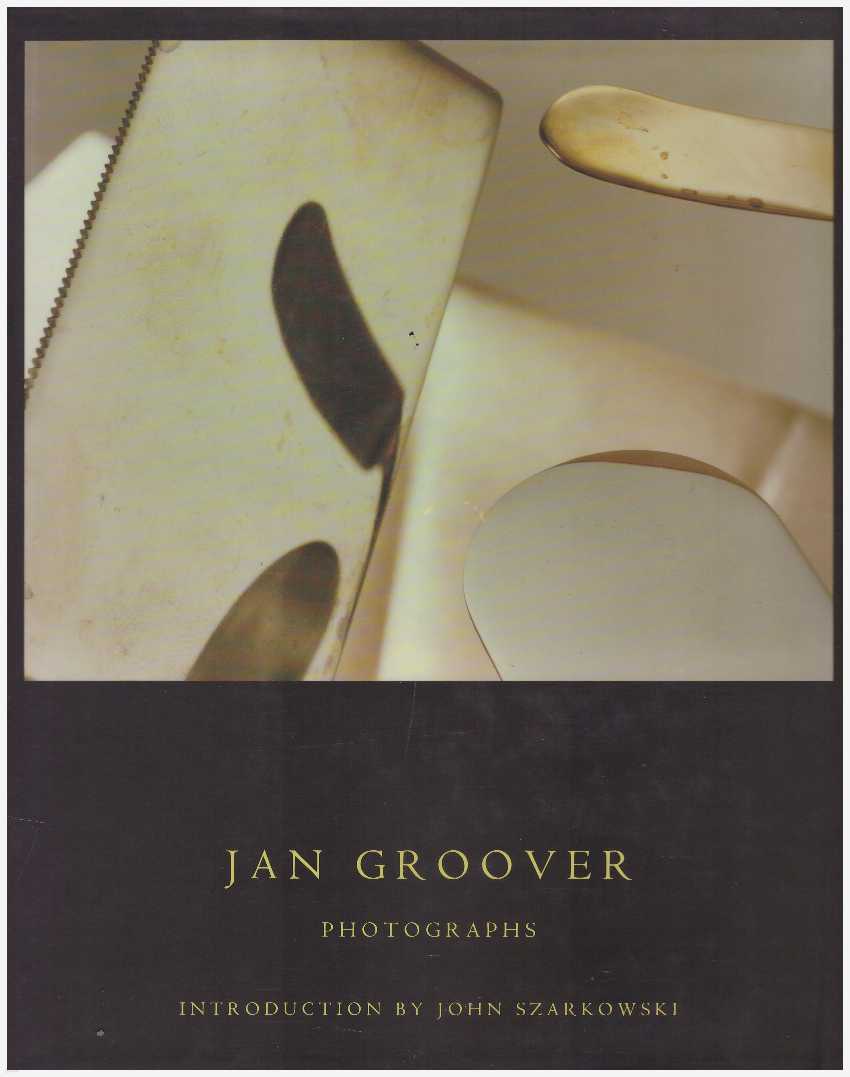 [ ] Jan Groover - Photographs (Introduction by John Szarkowski) (1993) []