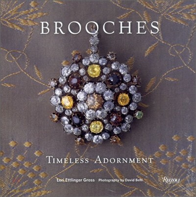 Brooches : Timeless Adornment