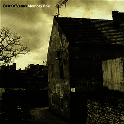 East Of Venus — Memory Box 앨범 커버