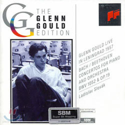 Live In Leningrad - Bach / Beethoven : Piano Concerto : Glenn Gould