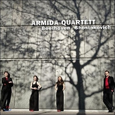 Armida Quartett 베토벤: 현악 사중주 7번 / 쇼스타코비치: 사중주 10번 (Beethoven / Shostakovich: String Quartets Op.59 No.1 / Op.118) 아르미다 콰르텟