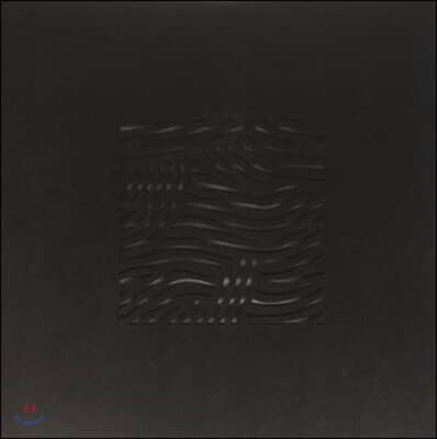 Thom Yorke — Feeling Pulled Apart By Horses & The Hollow Earth 앨범 커버