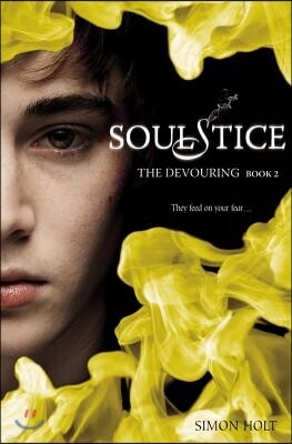Little Brown & Co The Devouring #2: Soulstice