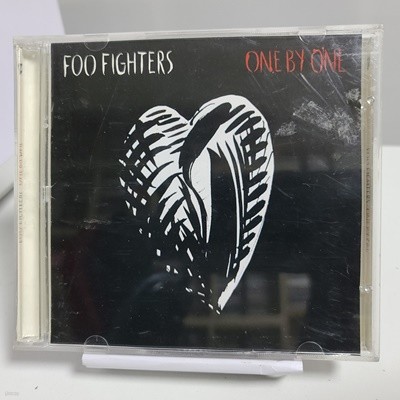 Foo fighters - One by one 