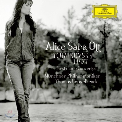 Alice Sara Ott Ű & Ʈ: ǾƳ ְ 1 - ٸ  Ʈ (Tchaikovsky & Liszt: First Piano Concertos)
