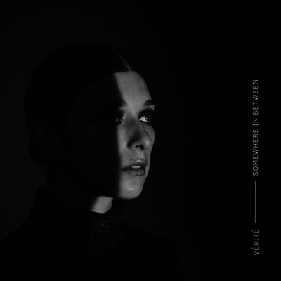 Verite — Somewhere In Between 앨범 커버