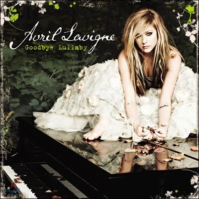 Avril Lavigne — Goodbye Lullaby 앨범 커버
