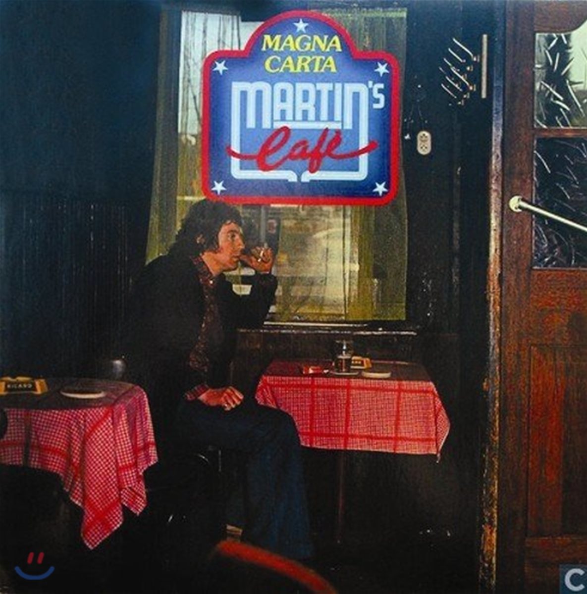 Magna Carta (마그나 카르타) - Martin's Cafe