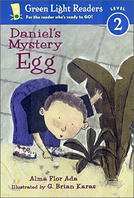Green Light Readers Level 2 : Daniel's Mystery Egg