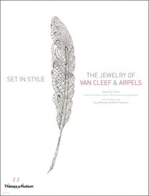 Set in Style : The Jewelry of Van Cleef & Arpels