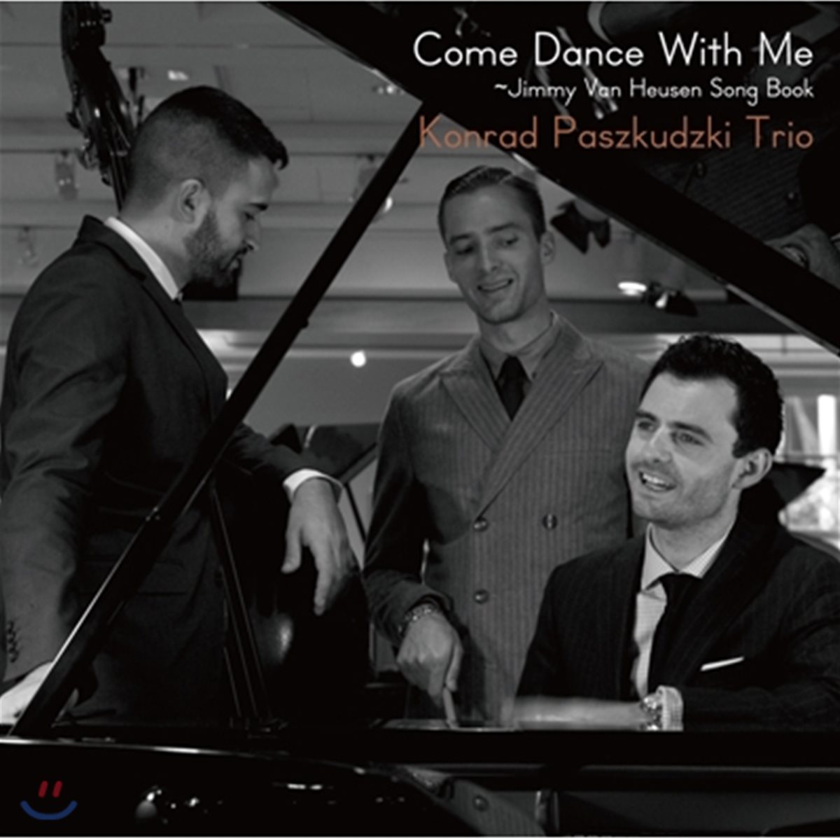 Konrad Paszkudzki Trio (콘라드 파즈쿠즈키 트리오) - Come Dance With Me~Jimmy Van Heusen Song Book [LP]