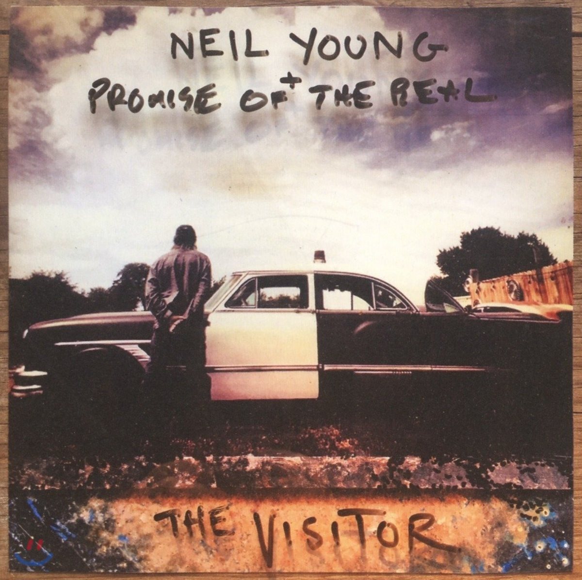 Neil Young & Promise of the Real (닐 영 앤 프로미스 오브 더 리얼) - The Visitor