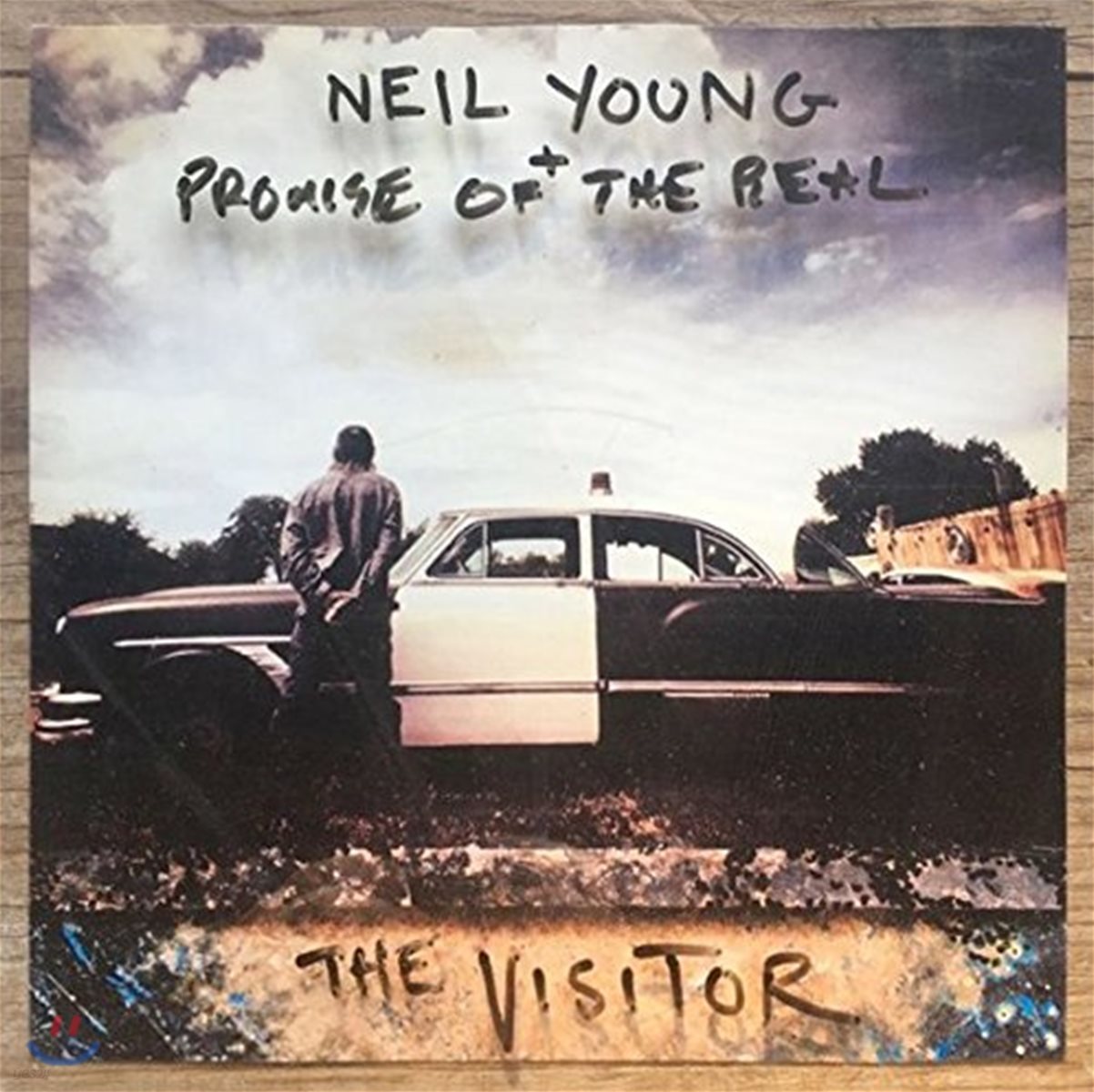 Neil Young &amp; Promise of the Real (닐 영 앤 프로미스 오브 더 리얼) - The Visitor [2 LP]