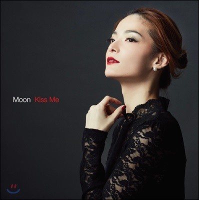 Moon (문혜원) - Kiss Me [일본반]