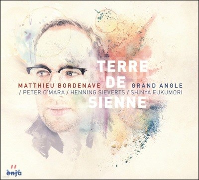 Matthieu Bordenave Grand Angle (매튜 보데나베 그랜드 엔젤) - Terre De Sienne