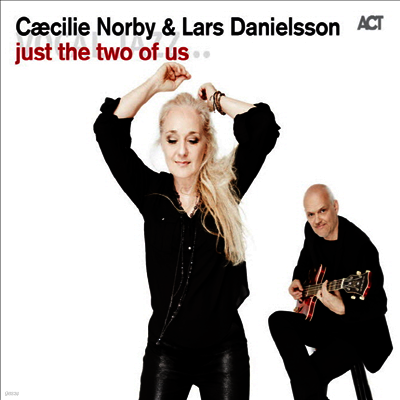 Caecilie Norby & Lars Danielsson — Just The Two Of Us (Free MP3 Download) 앨범 커버