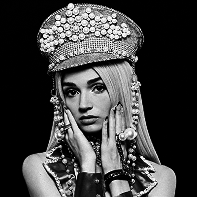 Poppy — Am I A Girl? 앨범 커버