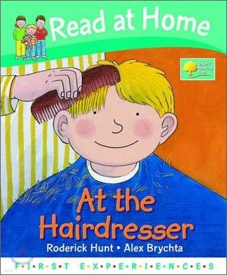 Read at Home : First Experiences: at the Hairdresser