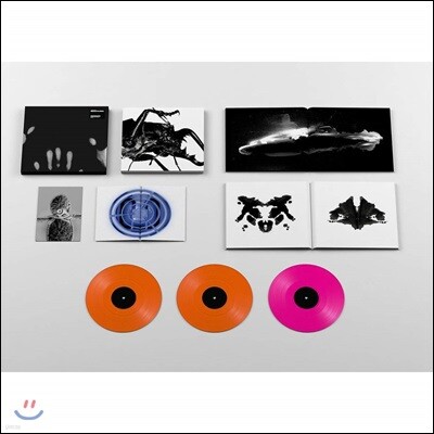 Massive Attack — Mezzanine 앨범 커버