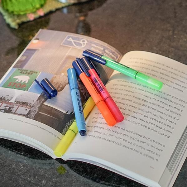 스테들러 텍스트서퍼 겔 하이라이터 264 고체형광펜