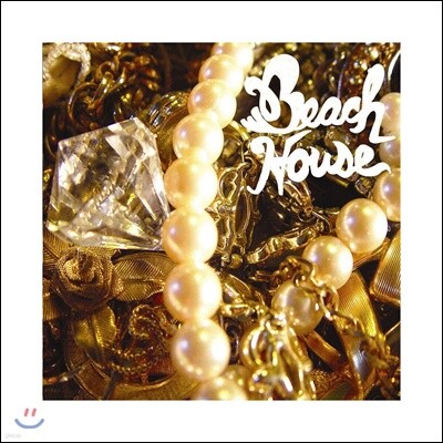 Beach House — Beach House 1집 앨범 커버